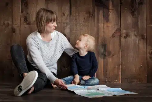 Aider son enfant à surmonter le stress et l’anxiété : Guide pratique pour les parents