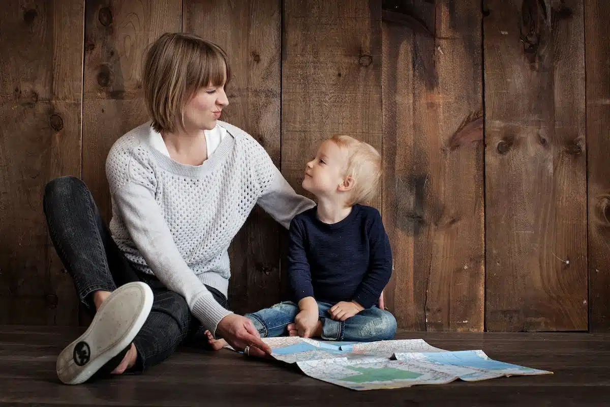 Aider son enfant à surmonter le stress et l’anxiété : Guide pratique pour les parents