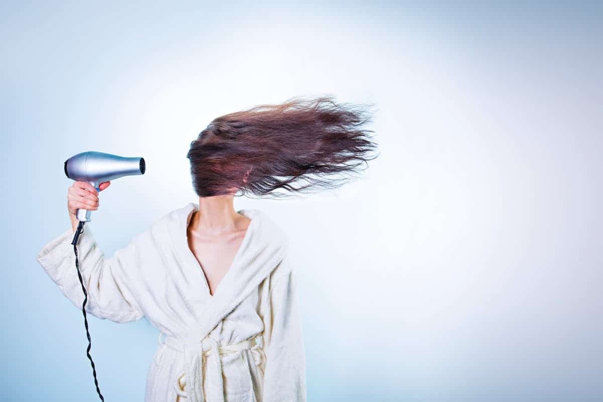 Astuces pour une utilisation efficace du shampoing sec