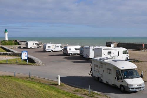 Accessoires pour camping-car : partez bien équipé !