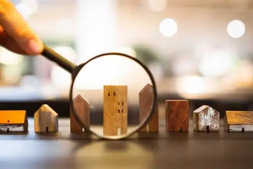 Les critères essentiels pour évaluer le prix d’un bien immobilier avec précision