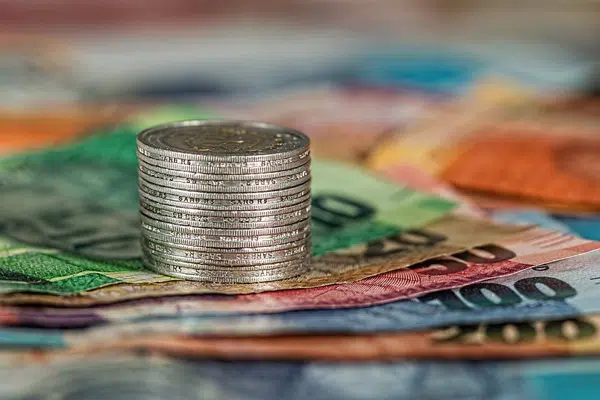 Comment ouvrir un compte bancaire pour une SCI ?