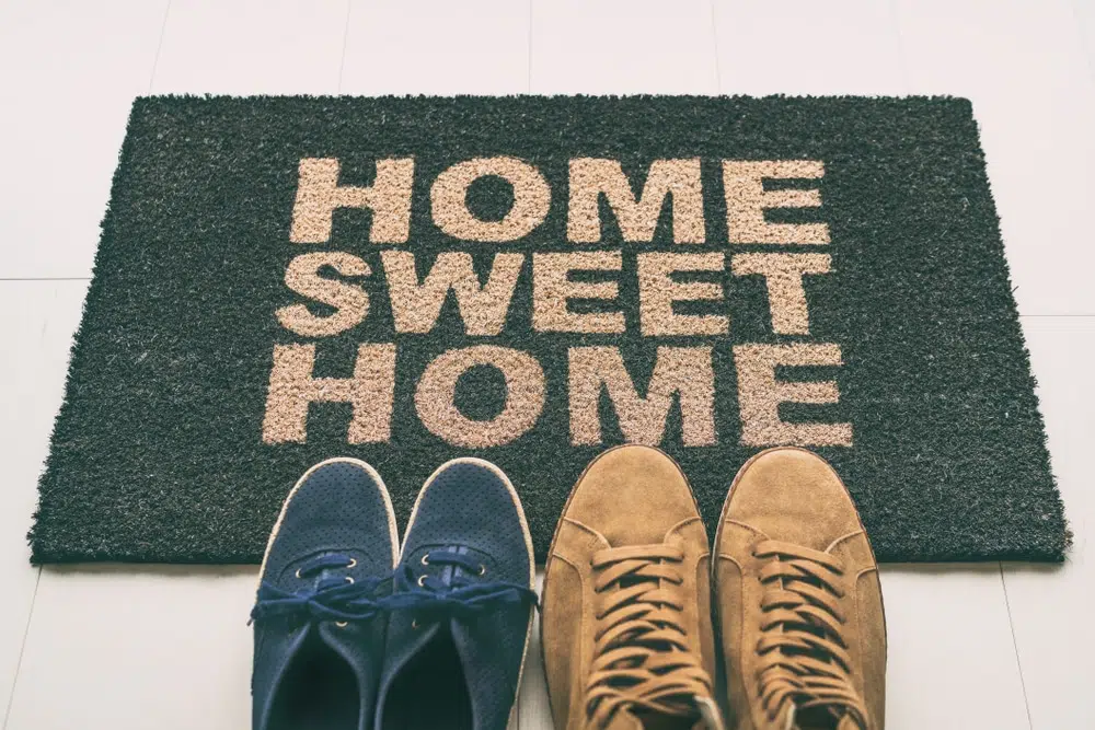 Pourquoi enlever ses chaussures à la maison ?